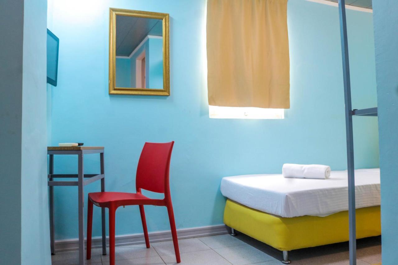 Reddoorz Plus New Era Budget Hotel Mandaue Former Reddoorz Plus Near Uv Mandaue Cebu Bagian luar foto